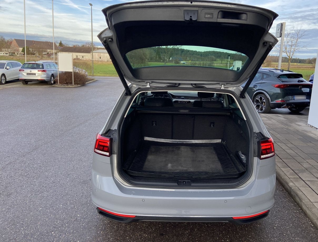 Volkswagen Passat Variant 2.0 TDI DSG Business NAVI+LED+KAM foto 12