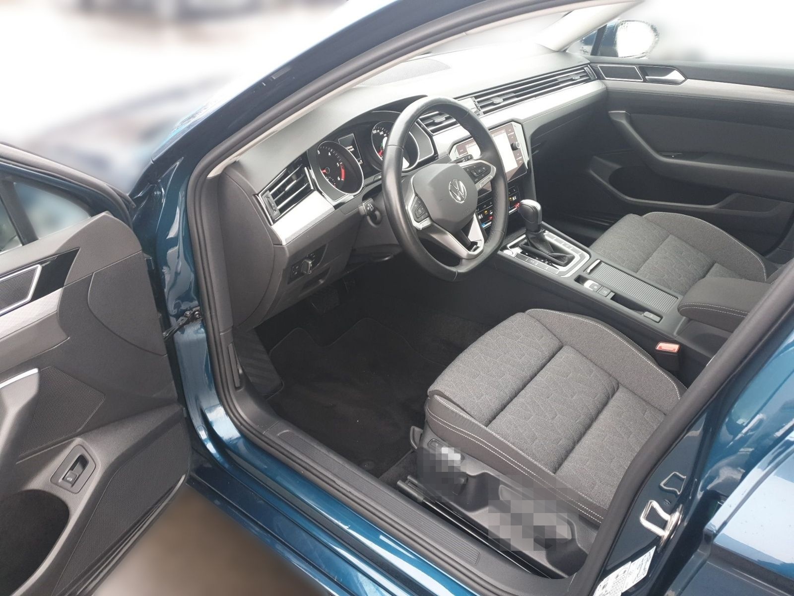 Volkswagen Passat Variant 2.0 TDI DSG BUSINESS +LED +ACC +R foto 9