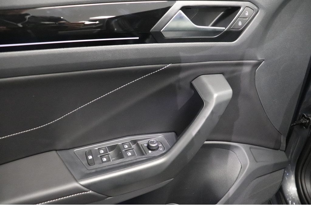 Volkswagen T-Roc Style 2.0 l TDI 7-Gang-DSG #IQ.Drive#RearV foto 9
