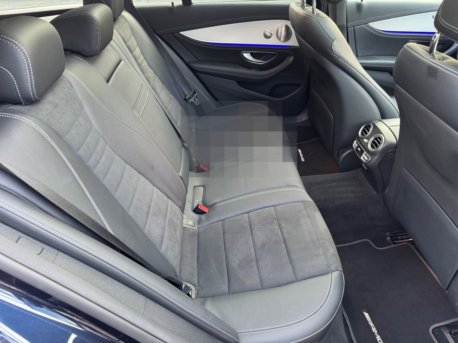 Mercedes-Benz E 300 de t AMG-PANO-LUFT-LED- foto 18