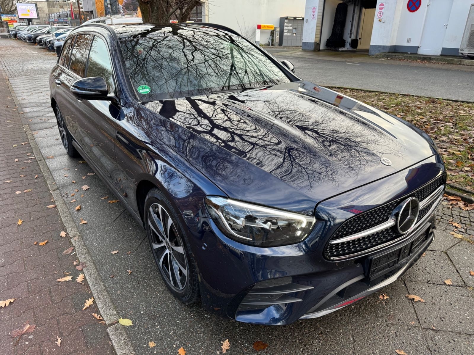Mercedes-Benz E 300 de t AMG-PANO-LUFT-LED- foto 4