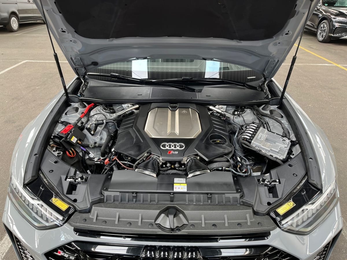 Audi RS6 Avant performance 4.0 TFSI qu. tiptr., HUD/M foto 12