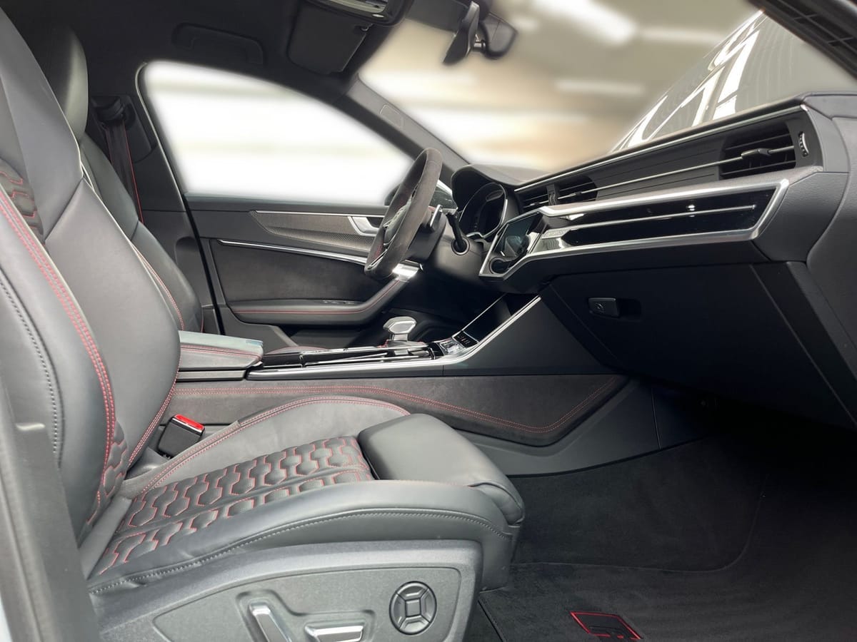 Audi RS6 Avant performance 4.0 TFSI qu. tiptr., HUD/M foto 10