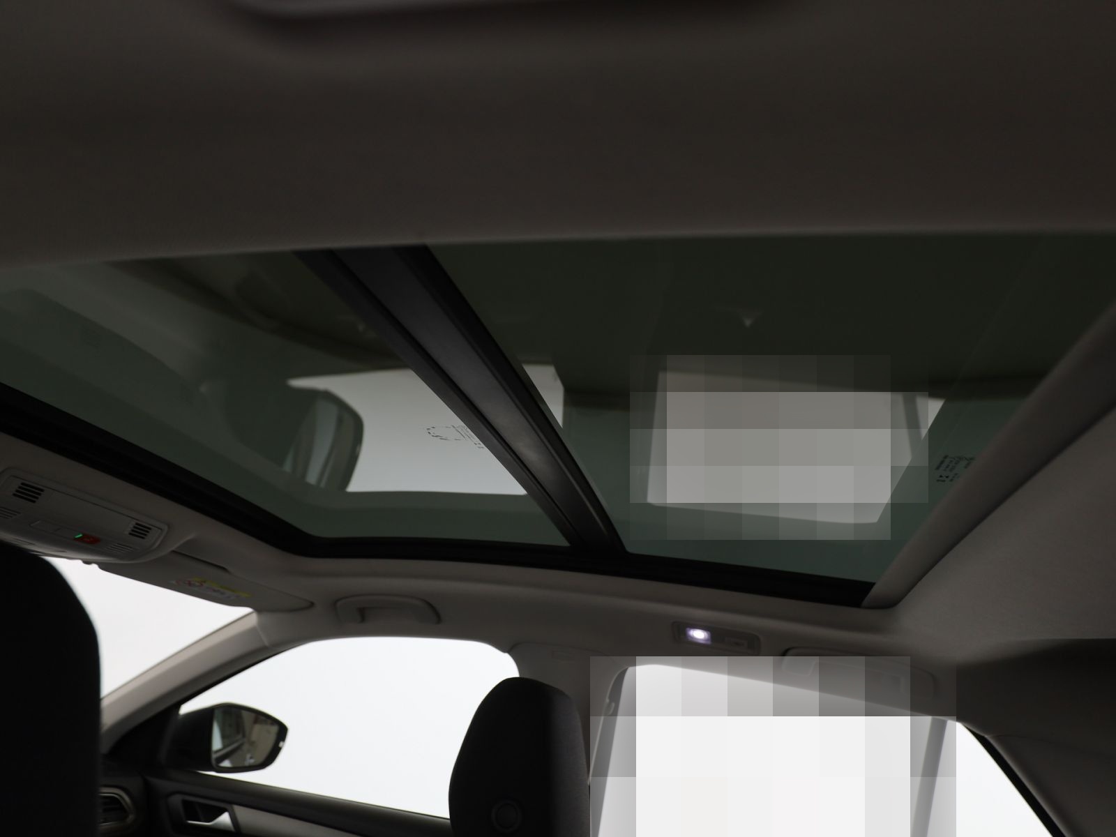 Volkswagen T-Roc 2.0 TDI Style Pano+AHK+RFK+Navi+AppleCar foto 16