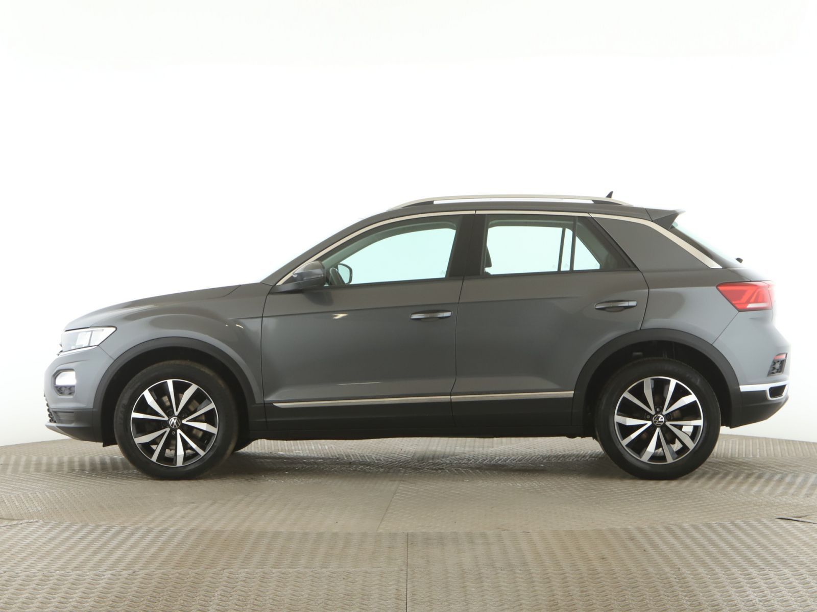 Volkswagen T-Roc 2.0 TDI Style Pano+AHK+RFK+Navi+AppleCar foto 3