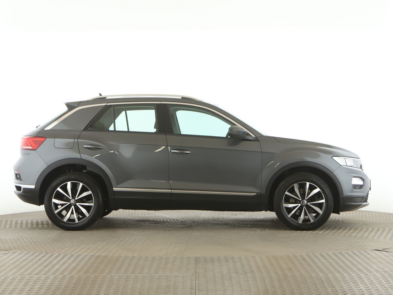 Volkswagen T-Roc 2.0 TDI Style Pano+AHK+RFK+Navi+AppleCar foto 8