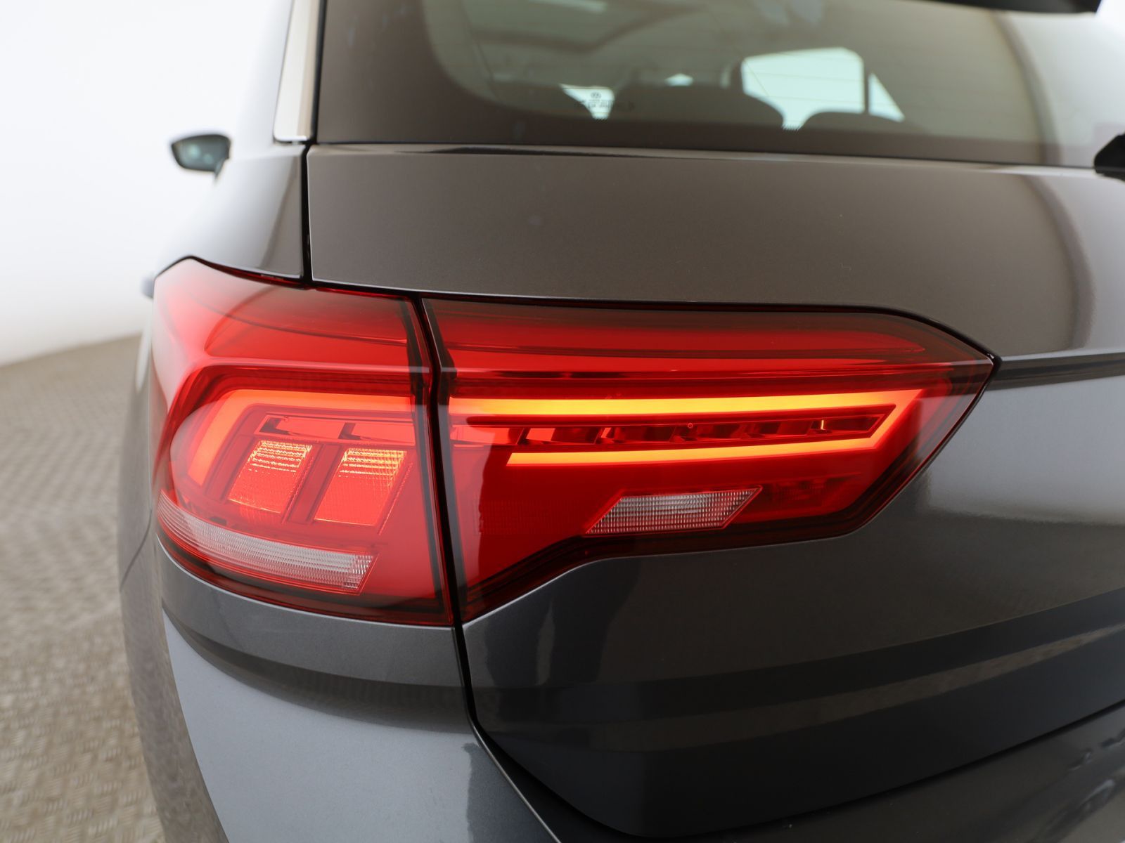 Volkswagen T-Roc 2.0 TDI Style Pano+AHK+RFK+Navi+AppleCar foto 9