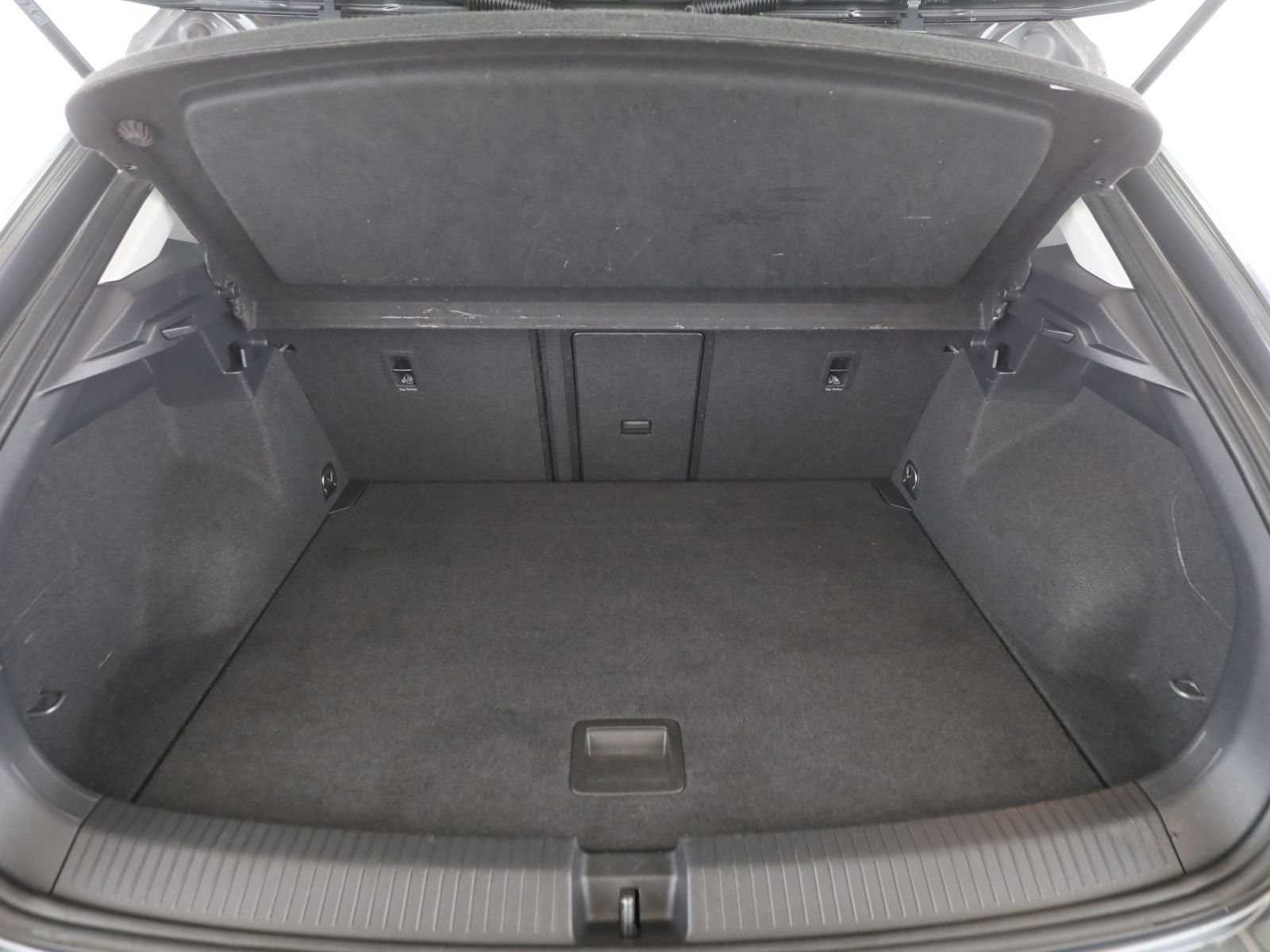 Volkswagen T-Roc 2.0 TDI Style Pano+AHK+RFK+Navi+AppleCar foto 10