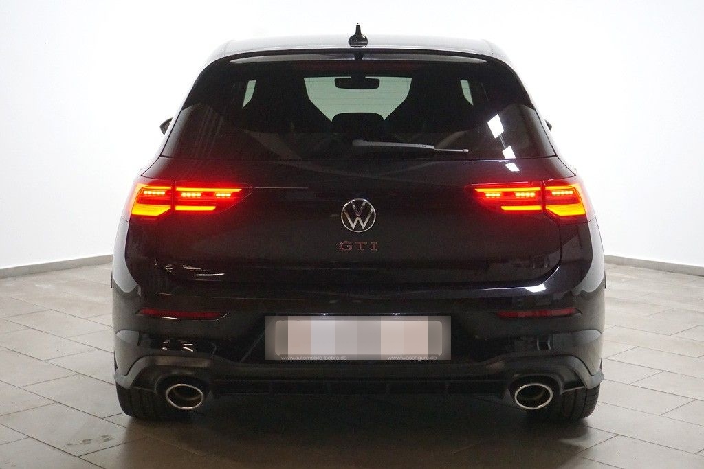 Volkswagen Golf 8 2.0TSI DSG GTI Clubsport Virtual Navi 19" foto 6