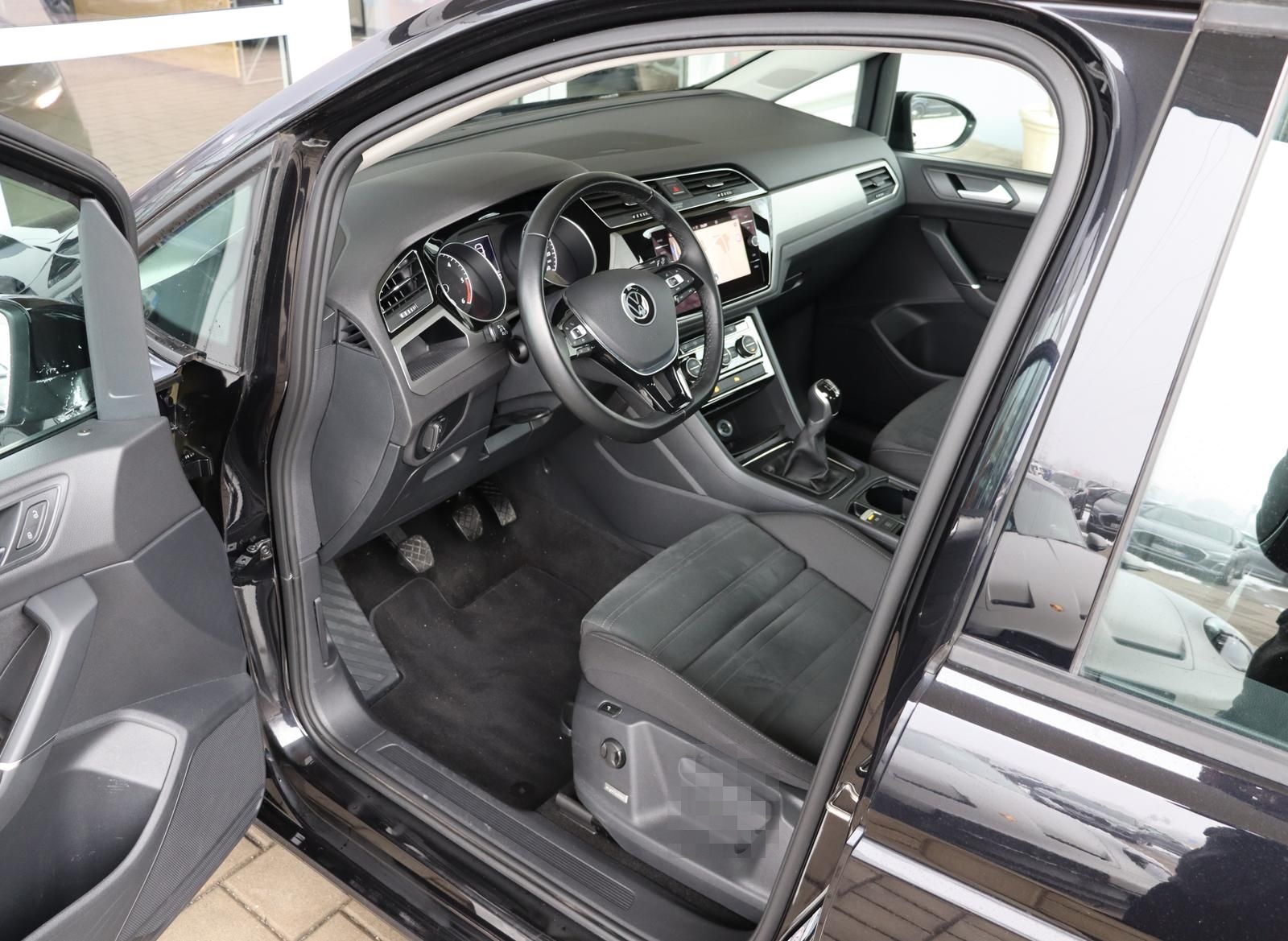 Volkswagen Touran 2.0 TDI AHK/Navi Discover/ACC/Massage foto 2