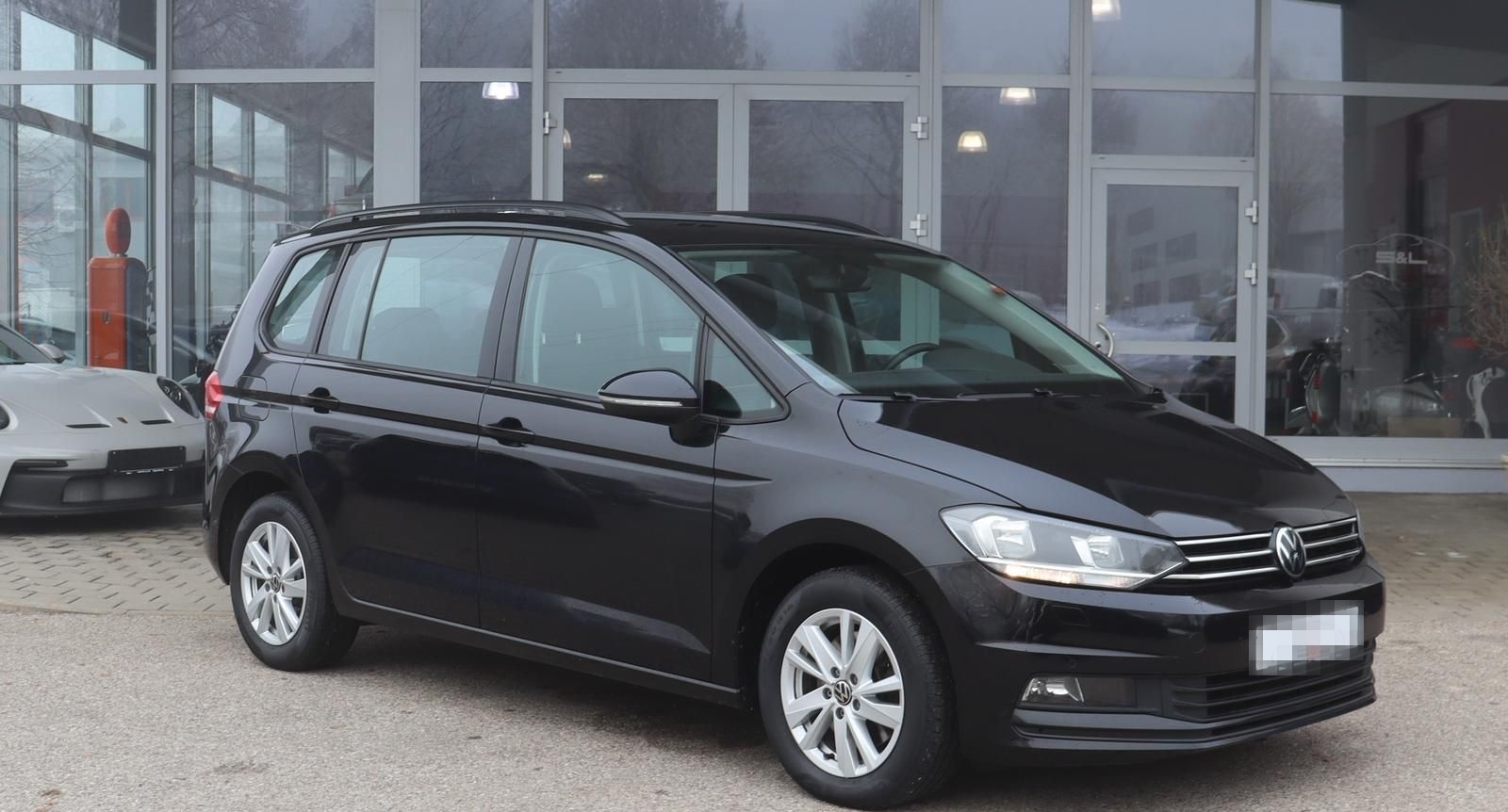 Volkswagen Touran 2.0 TDI AHK/Navi Discover/ACC/Massage foto 8