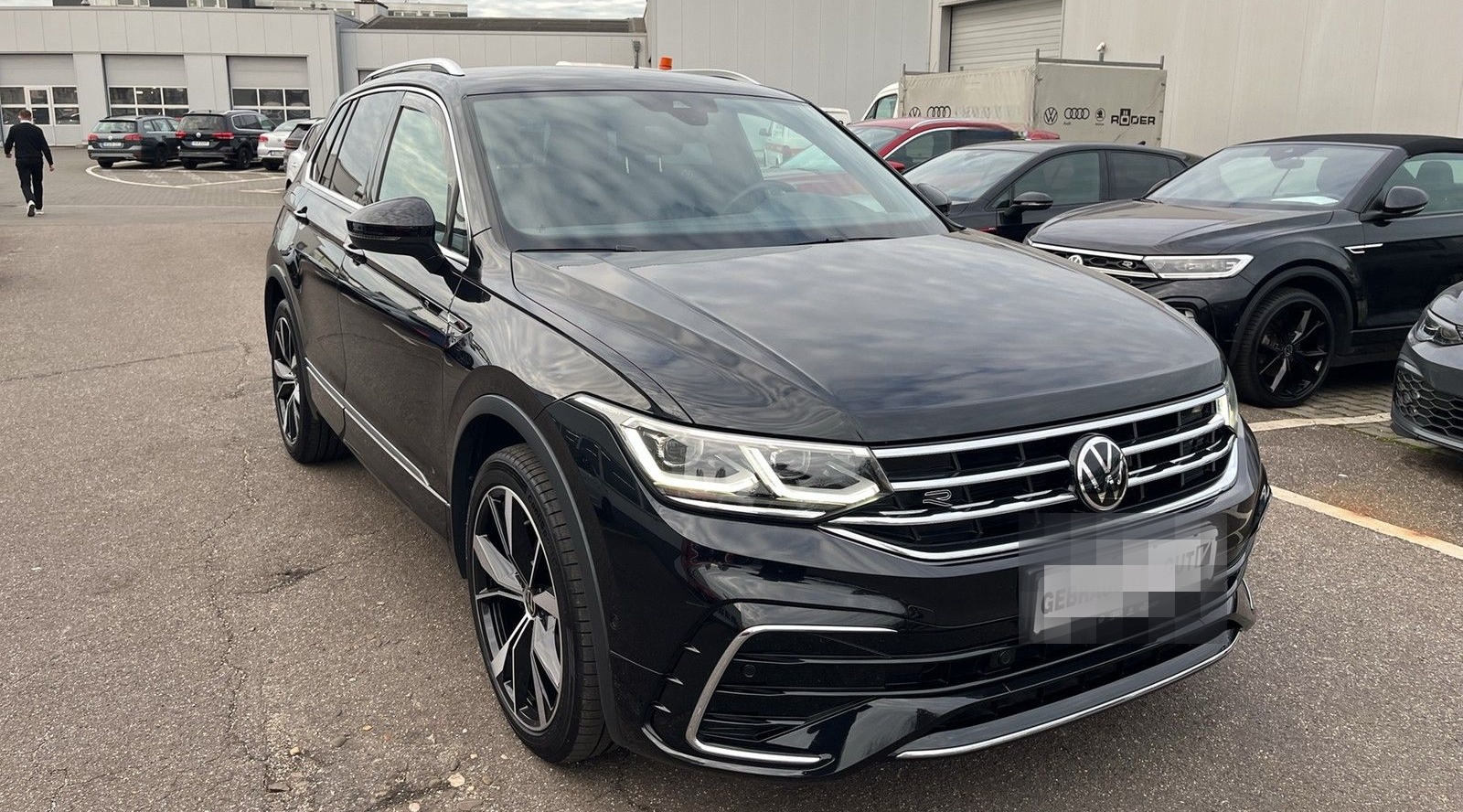 Volkswagen Tiguan R-Line 1.5 TSI DSG Matrix Navi Kamera foto 4