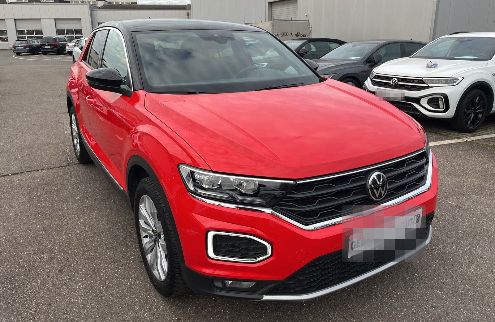 Volkswagen T-Roc 1.5 TSI DSG Sport LED Navi Kamera AHK LM17 foto 4