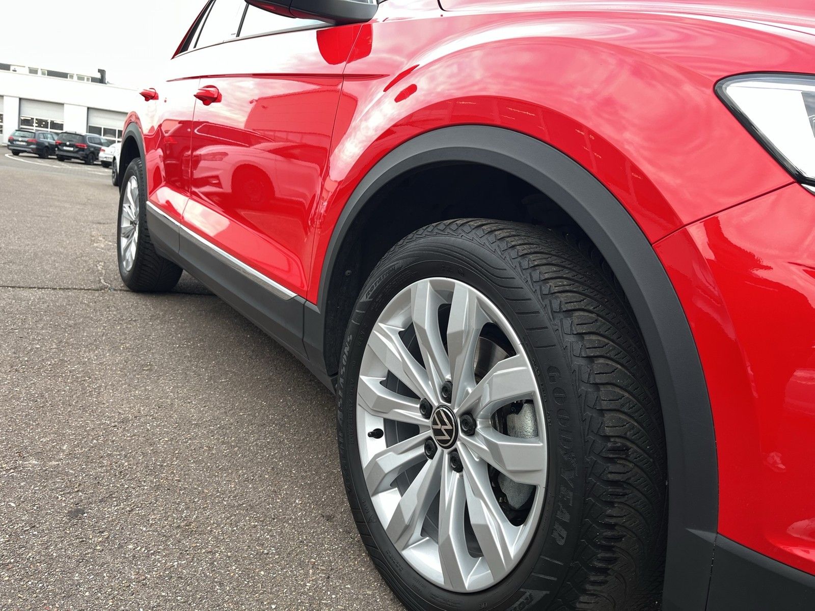 Volkswagen T-Roc 1.5 TSI DSG Sport LED Navi Kamera AHK LM17 foto 5