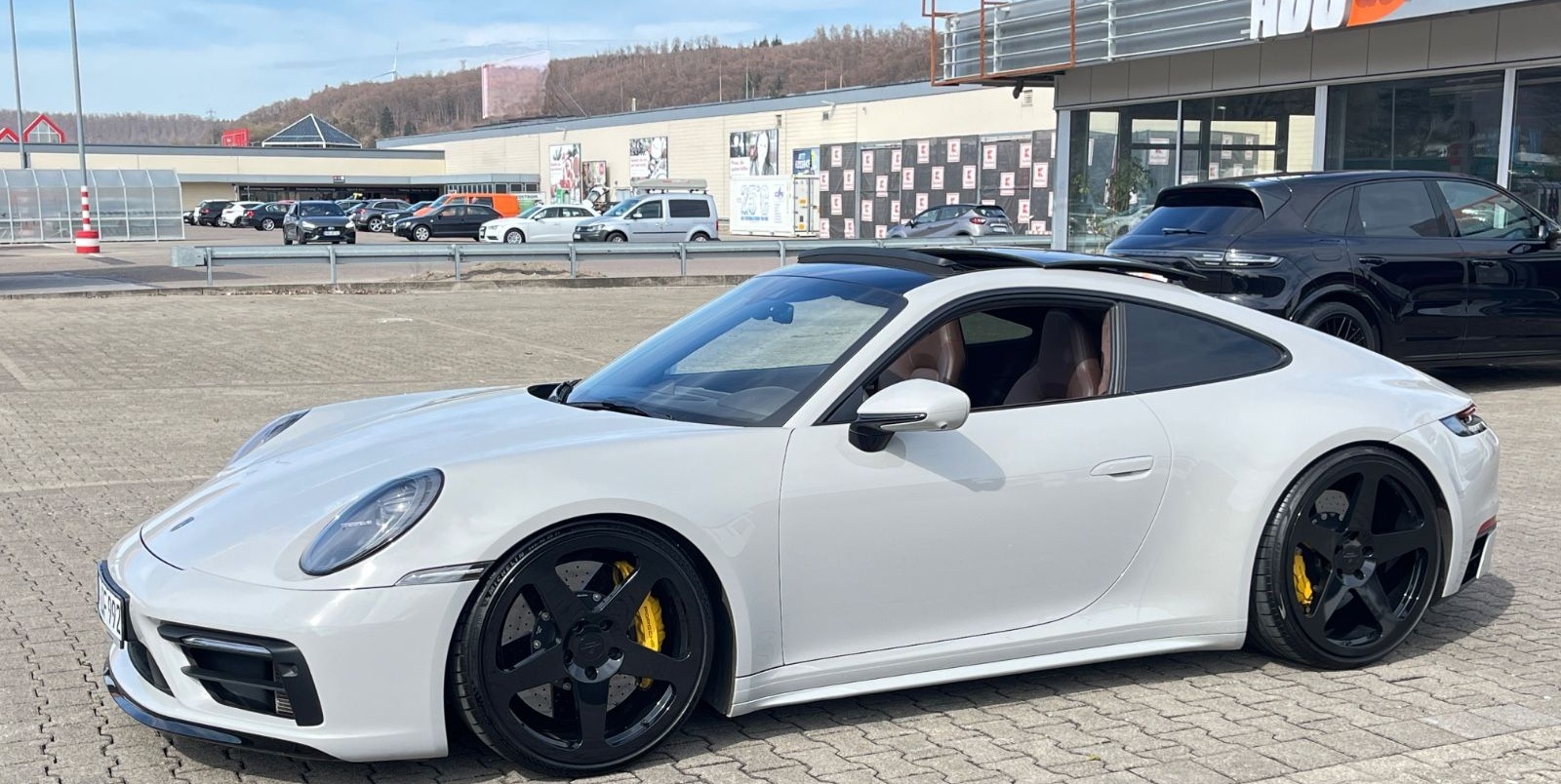 Porsche 911-992S/SPORT DESIGN/Pan/Sitzkl/22"/360/Kera/1A foto 3