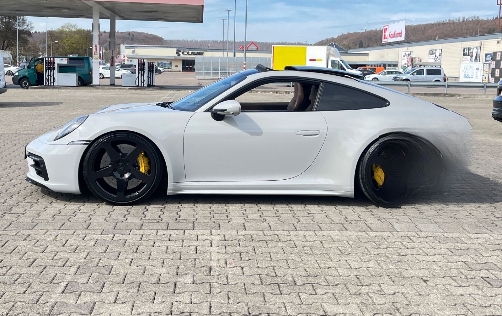 Porsche 911-992S/SPORT DESIGN/Pan/Sitzkl/22"/360/Kera/1A foto 4