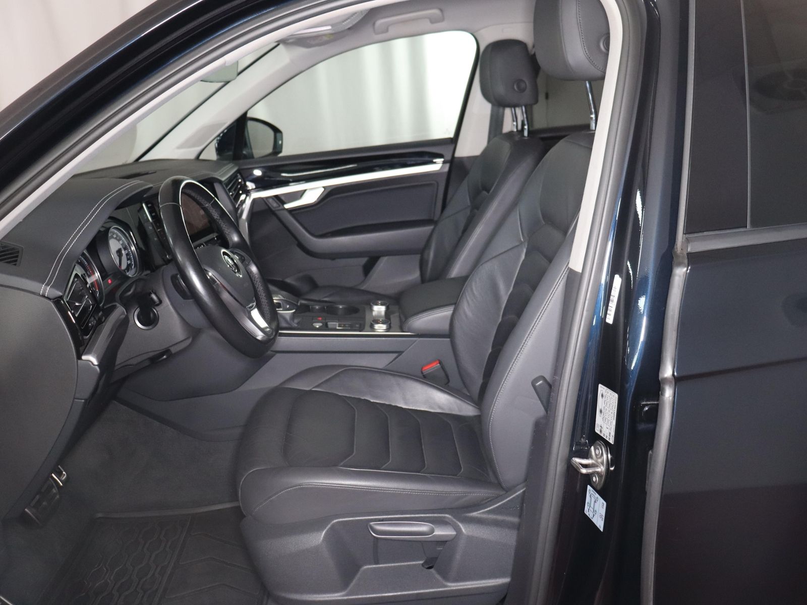Volkswagen Touareg 3.0TDI 386,-ohne Anzahlung Navi ACC foto 9