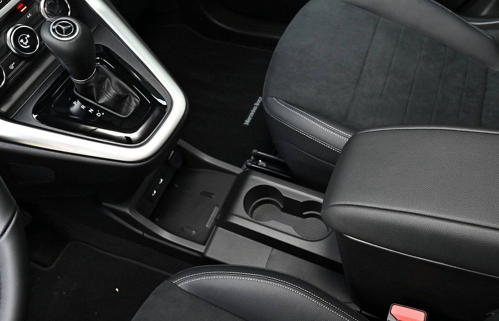 Mercedes-Benz T 180 d PROGRESSIVE Standard LED Navi Kamera Spu foto 14