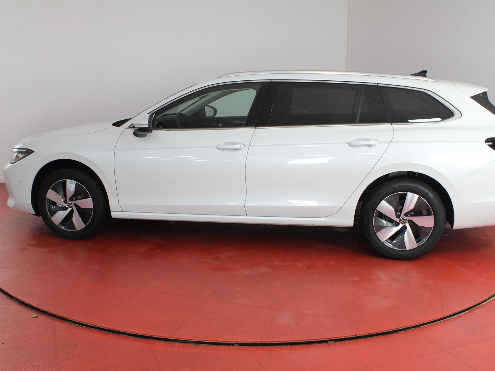 Volkswagen Passat  Business 1.5  eTSI DSG 439,- mtl. IQ-Dri foto 17