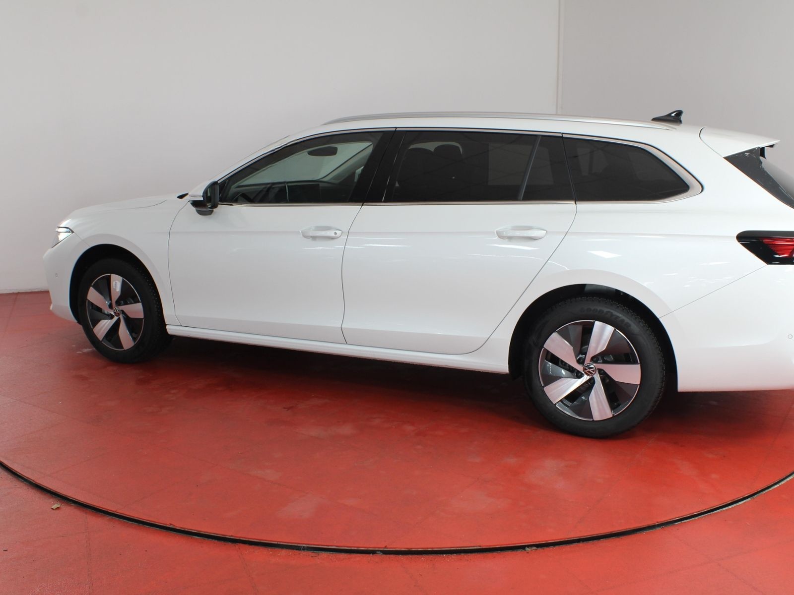 Volkswagen Passat  Business 1.5  eTSI DSG 439,- mtl. IQ-Dri foto 18