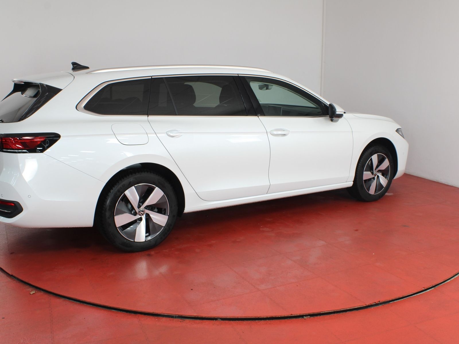 Volkswagen Passat  Business 1.5  eTSI DSG 439,- mtl. IQ-Dri foto 25