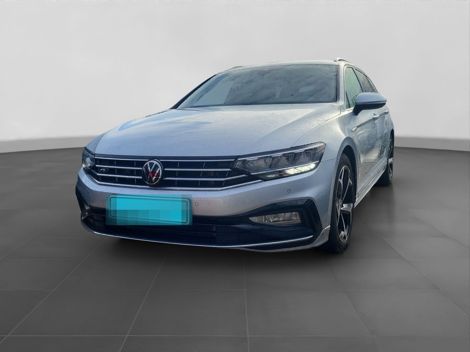 Volkswagen Passat Variant 2.0 TDI DSG R-LINE LED LM18 AHK foto 2