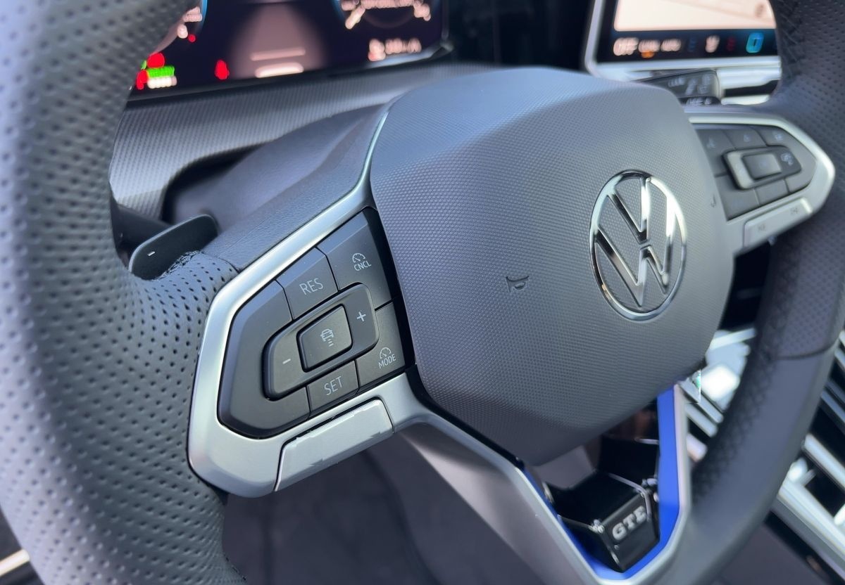 Volkswagen Golf VIII GTE 1,5 eHybrid DSG AHK DCC NAVI LEDER foto 12