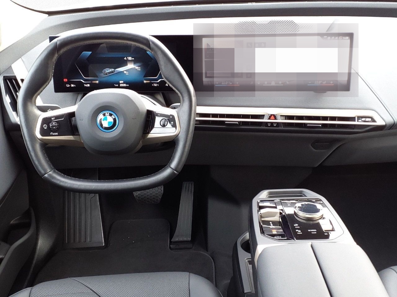 BMW iX xDrive 40 Sport LiCoProf DaPro St&Go HUD 21" foto 15