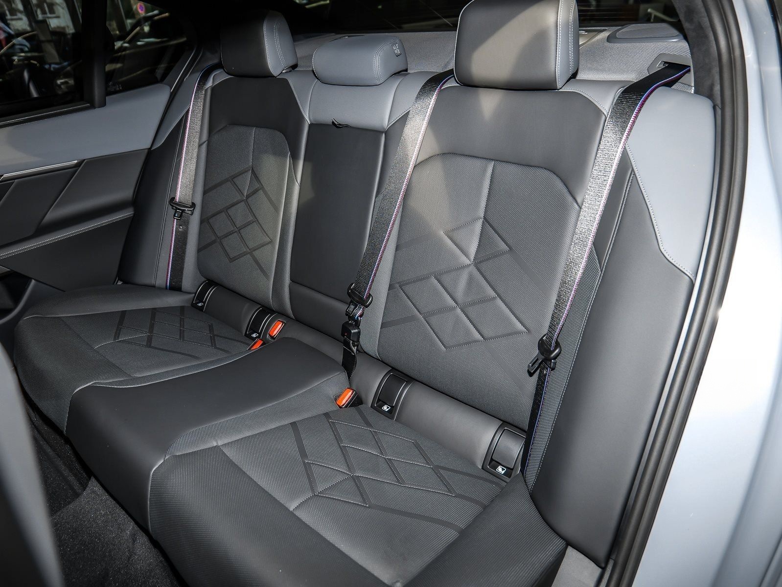 BMW 540d xDrive Limo. M Sport Pro HUD PANO Standhzg. foto 8