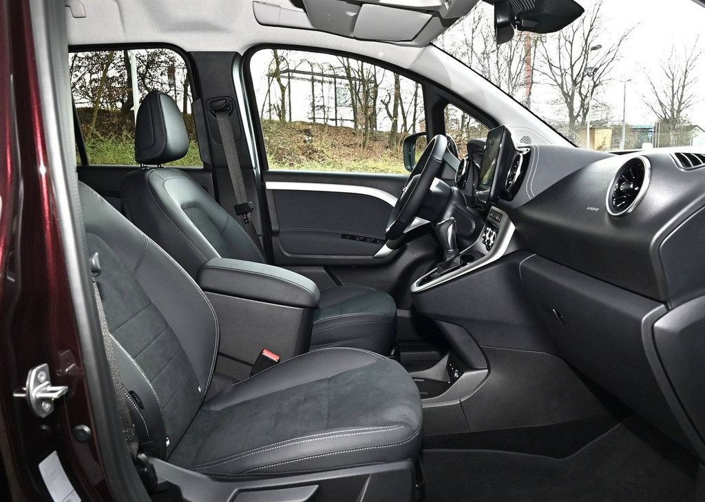 Mercedes-Benz T 180 d PROGRESSIVE Standard LED Navi Kamera Spu foto 4