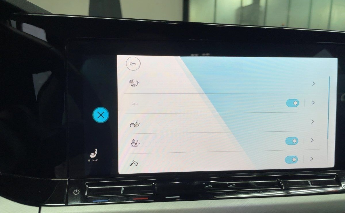 Volkswagen Golf VIII APP+DAB+VIRT+ACC+LED+NAVI+PDC foto 12