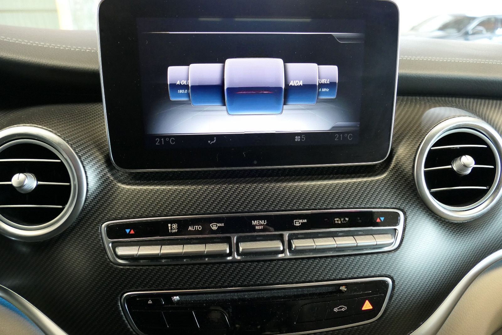Mercedes-Benz V 250 EDITION AMG-Line *PANO*LEDER*LED*AHK* foto 18