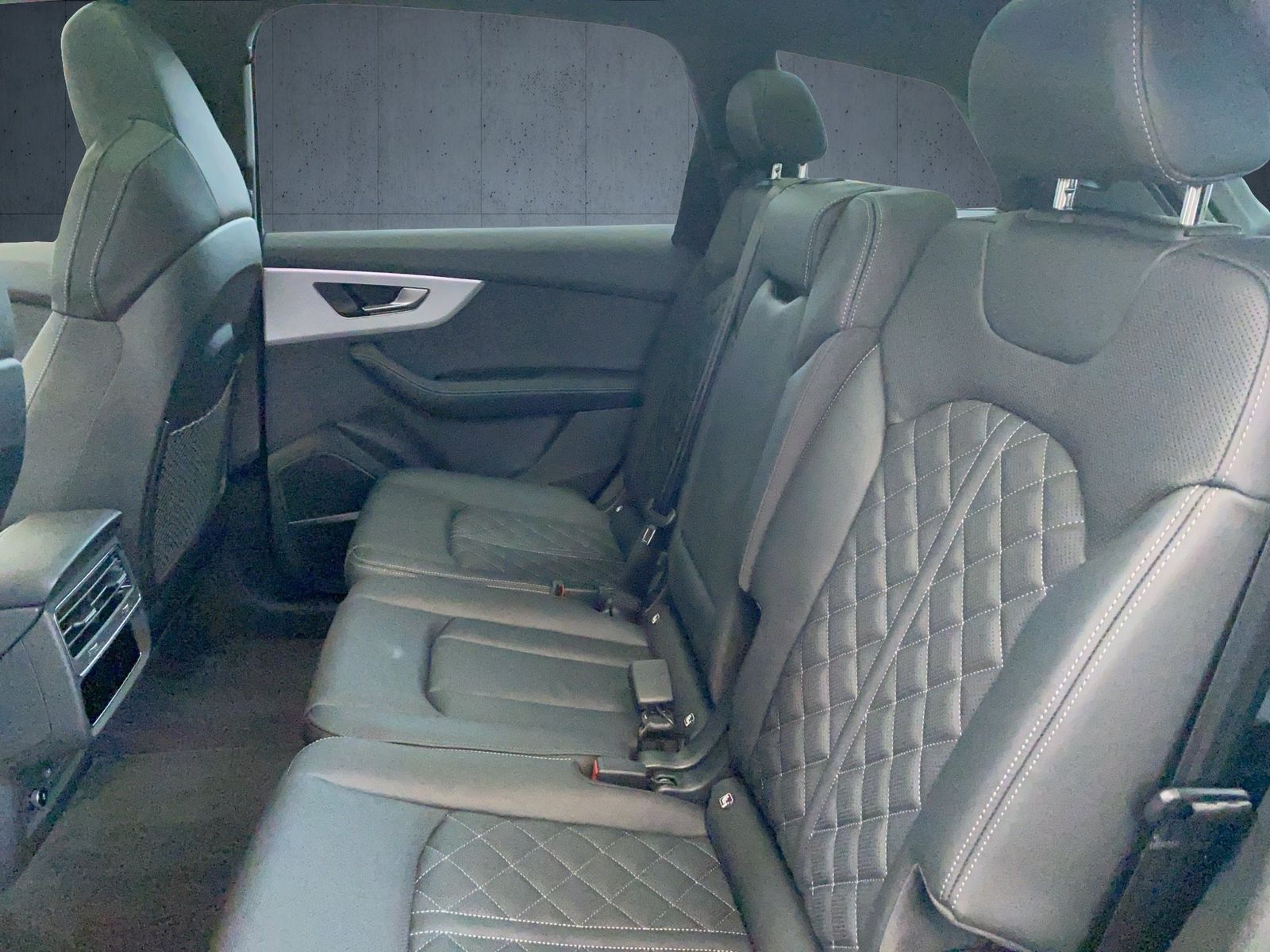 Audi Q7 SUV S line 50 TDI qu. tiptr. PANO Laser Stdh foto 12