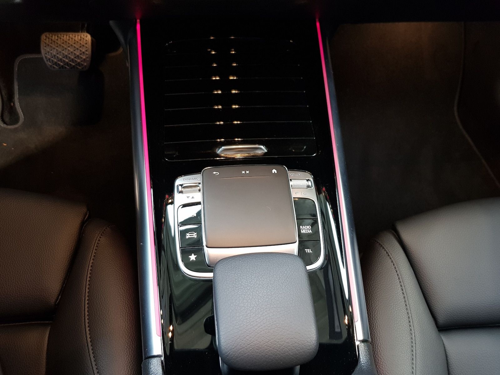 Mercedes-Benz B 180 PROGR. LED AHK TOTW KAMERA LENKRADHEIZUNG foto 11