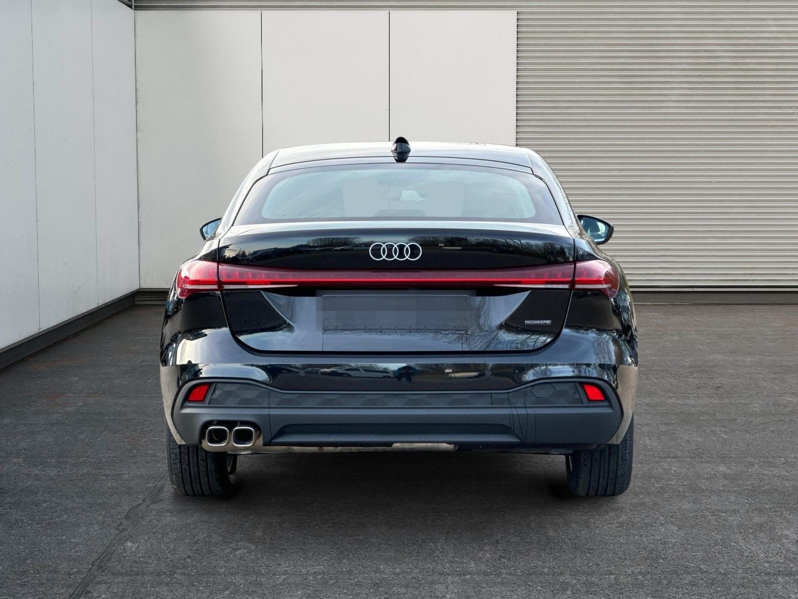 Audi A5 Limousine quattro NAVI+EL.HECKKL.+PDC+LED+... foto 4