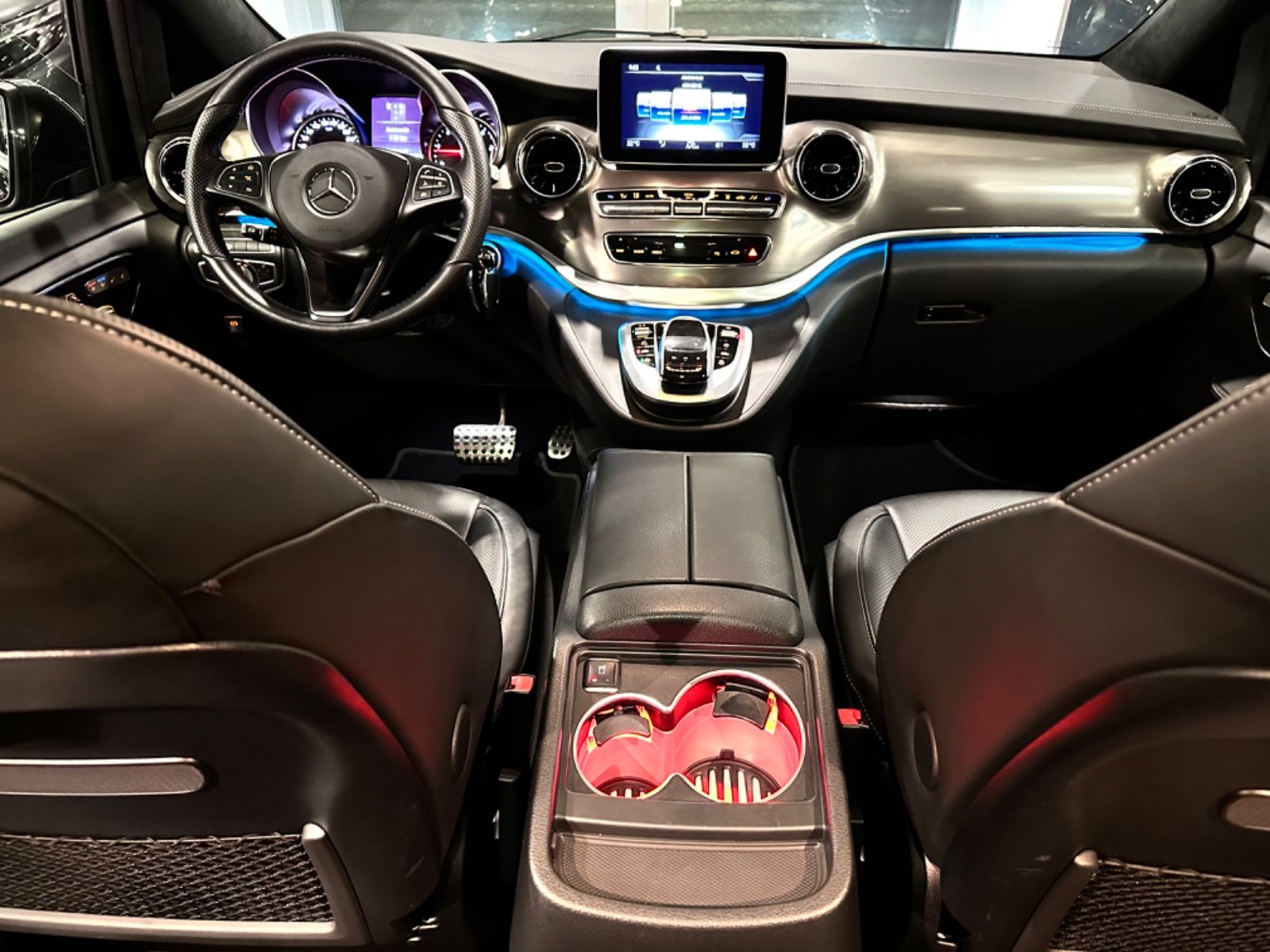 Mercedes-Benz V 300d*EXCLUSIVE*4MATIC*AMG*7Sitzer*StHz*Konsole foto 13