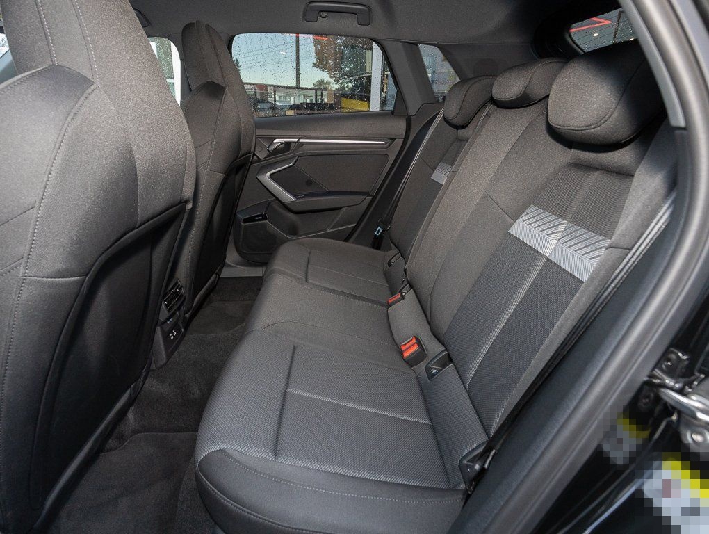 Audi A3 Sportback 35 TFSI S line +WR+RFK+SHZ+NAVI+HUD foto 13