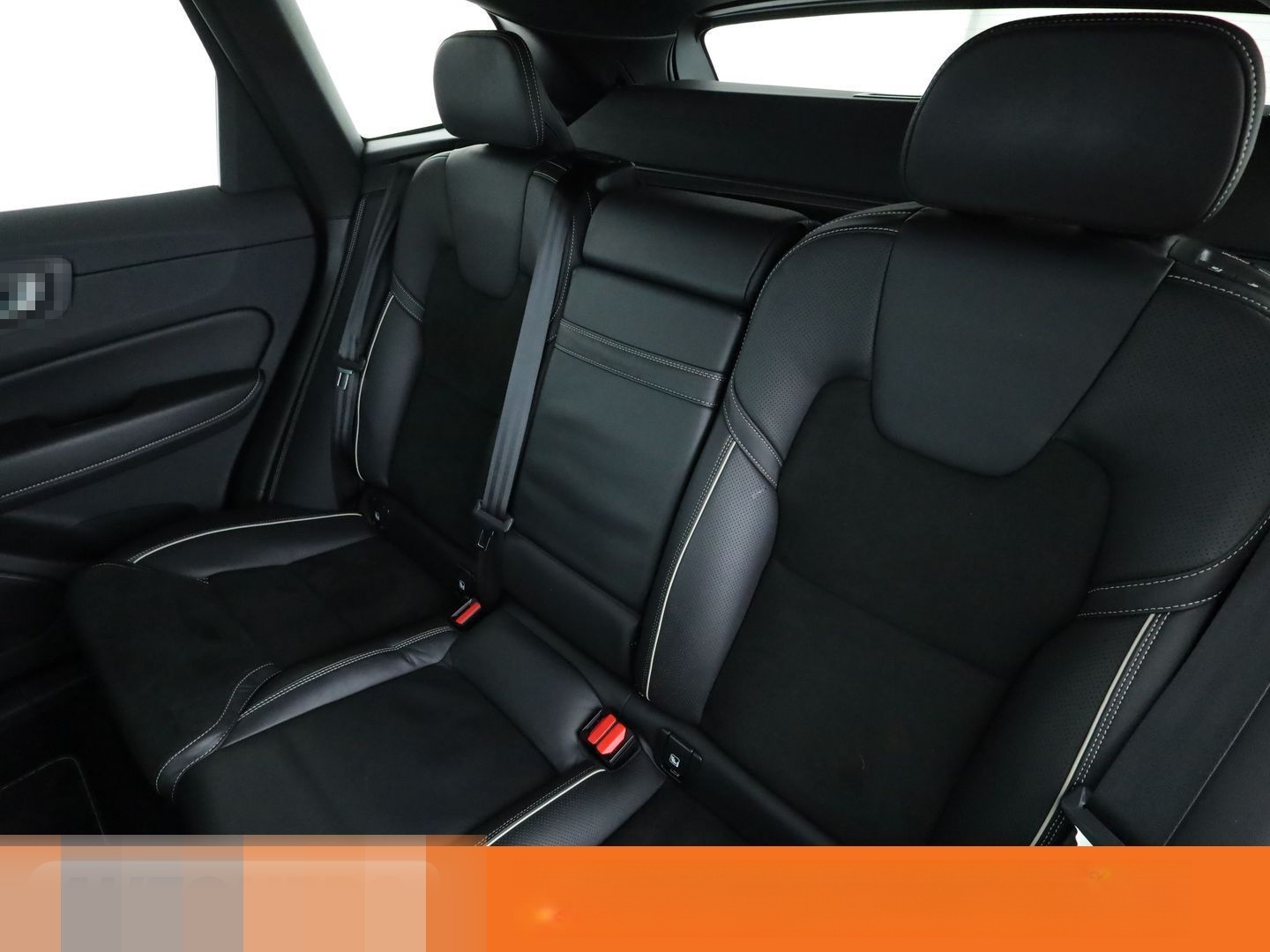 Volvo XC60 2.0 T4 R Design 2WD Aut.*NAV*LED*ACC*PDC*SH foto 14