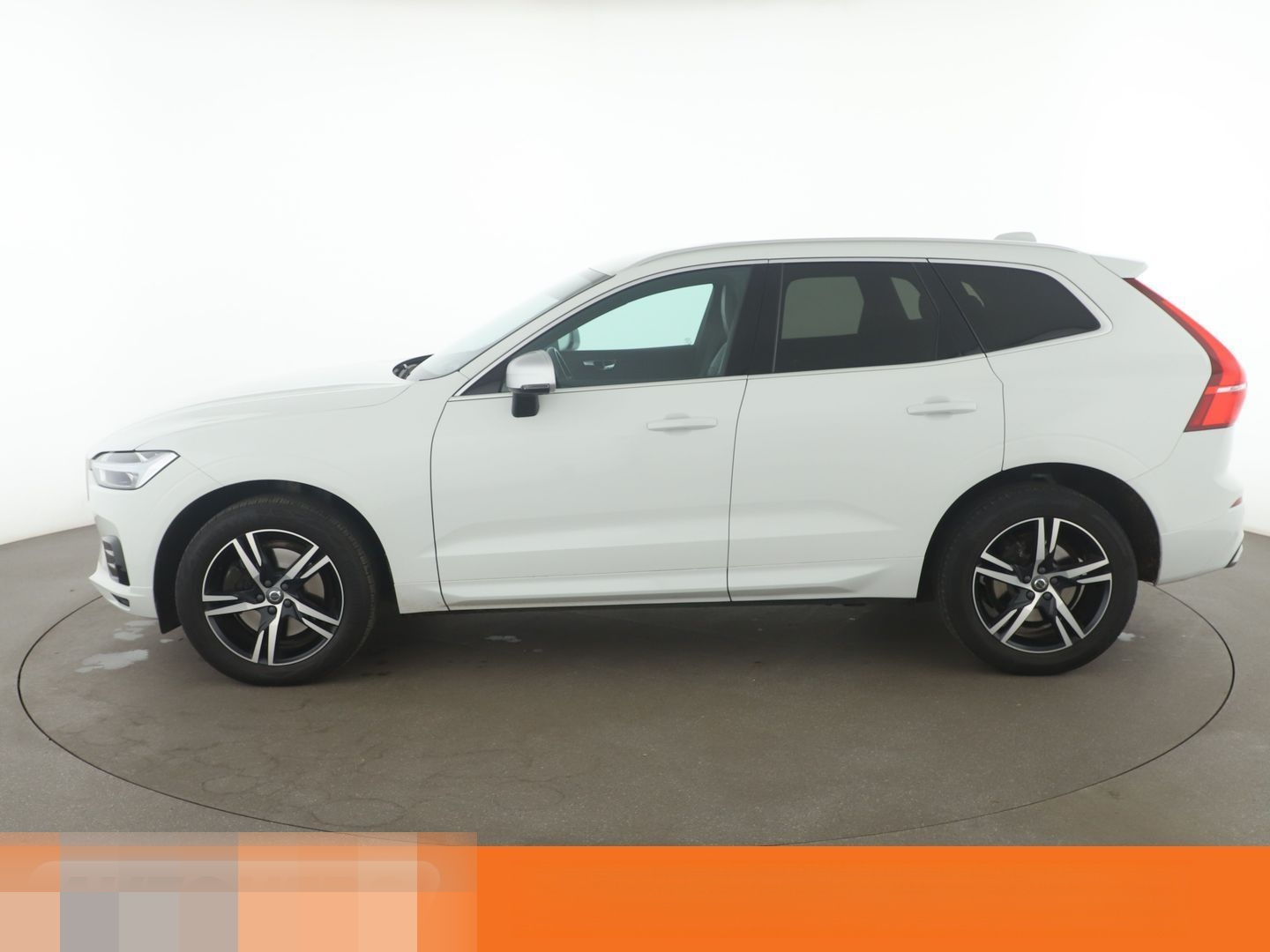 Volvo XC60 2.0 T4 R Design 2WD Aut.*NAV*LED*ACC*PDC*SH foto 3