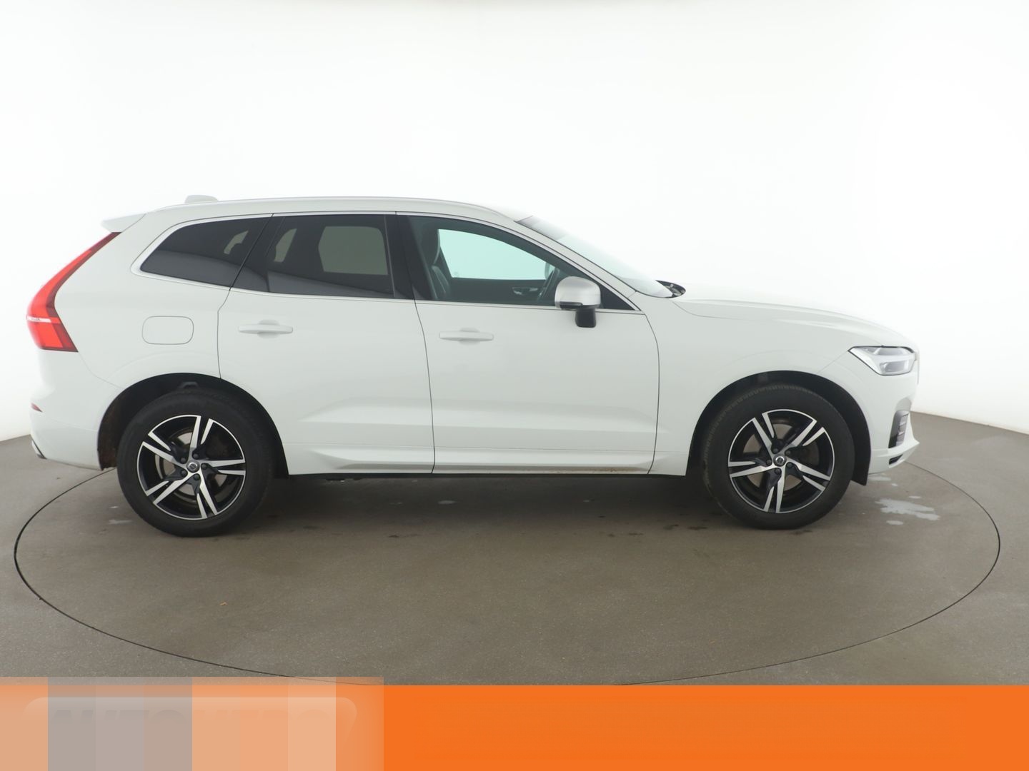 Volvo XC60 2.0 T4 R Design 2WD Aut.*NAV*LED*ACC*PDC*SH foto 7