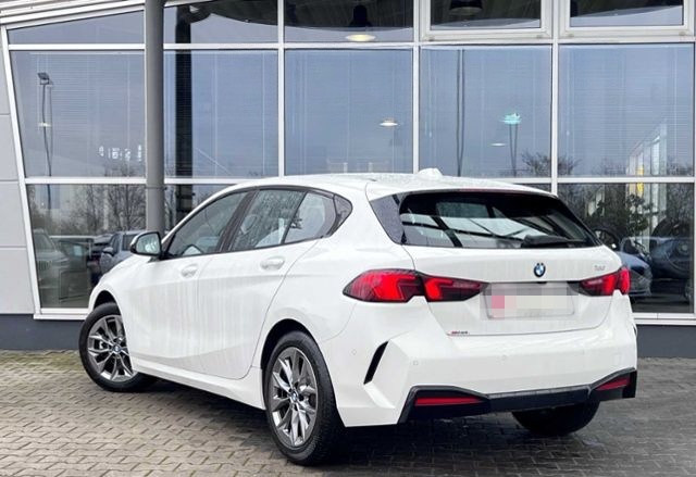BMW 120 i adap.LED AHK ToT-Winkel Komfort 2xPDC foto 4