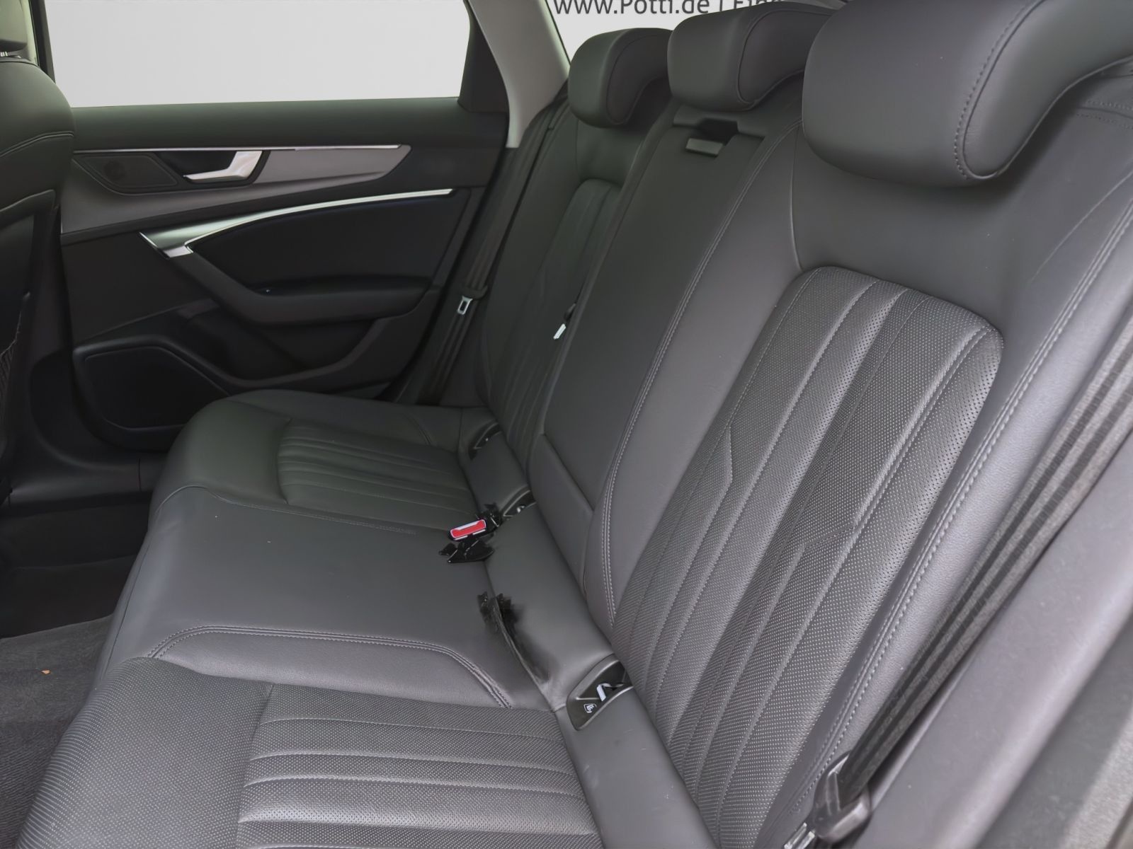 Audi A6 Avant 40 TDI ADVANCED STANDHZG AHK NAVI KAMER foto 14