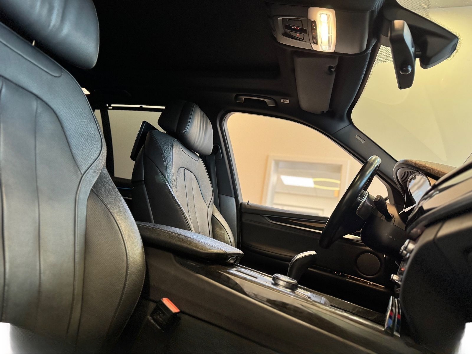 BMW X5 M50d Austausch Motor 25.000 KM foto 14