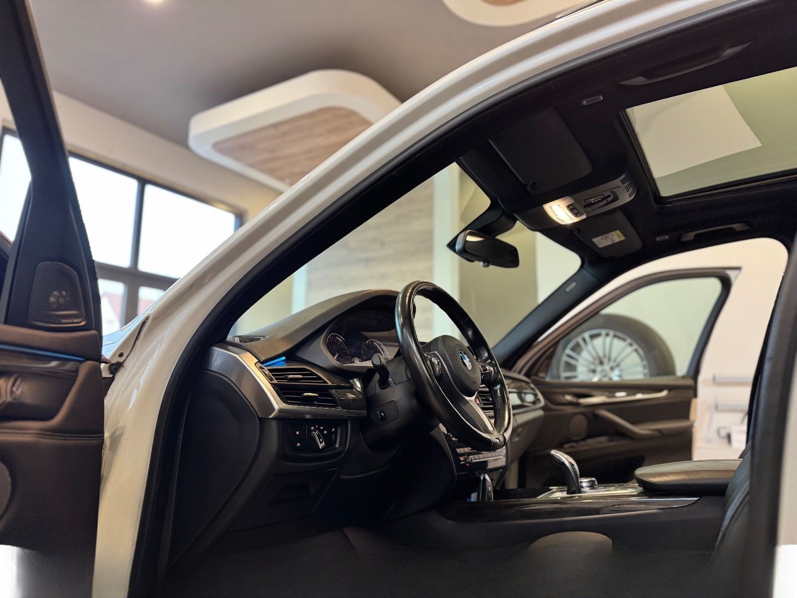 BMW X5 M50d Austausch Motor 25.000 KM foto 17