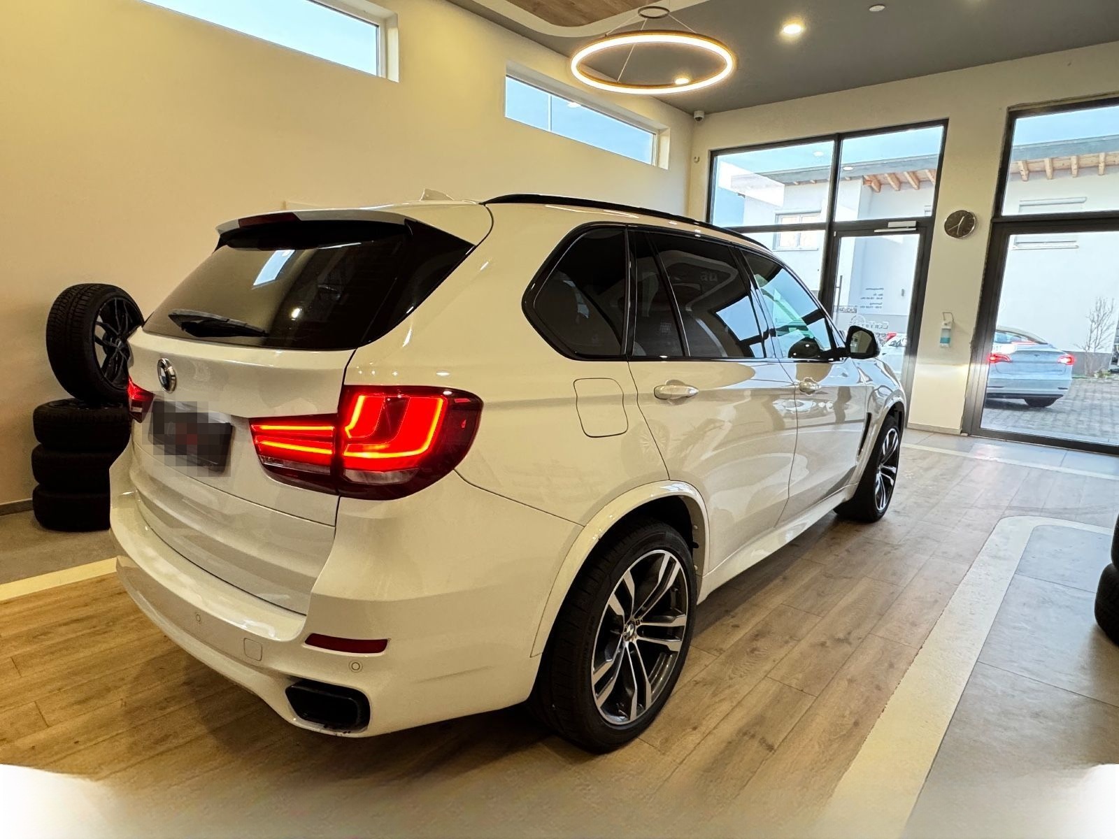 BMW X5 M50d Austausch Motor 25.000 KM foto 8