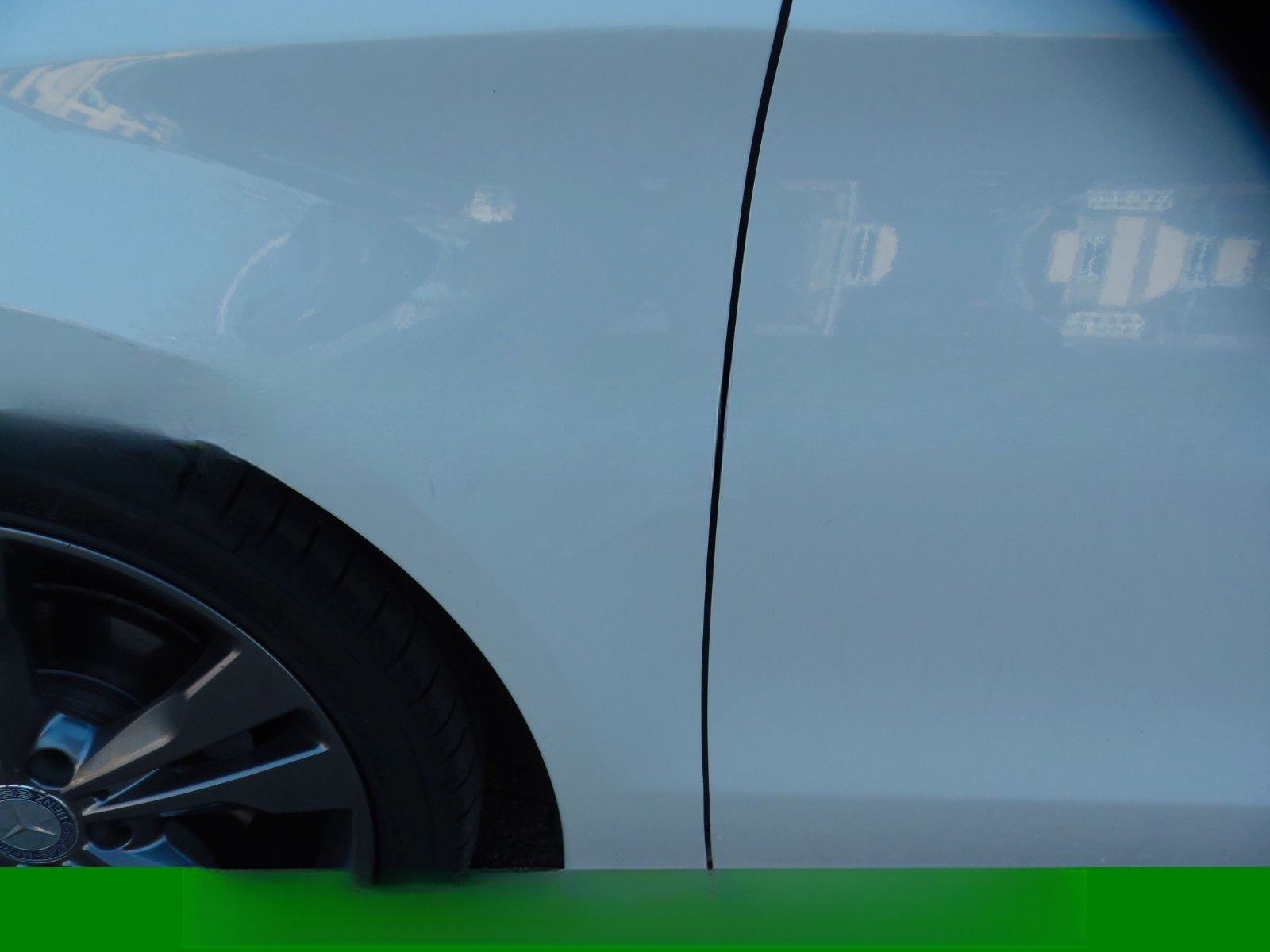 Mercedes-Benz CLA 200 SB BI XENON AHK NAVI PDC V+H SITZHZG foto 19