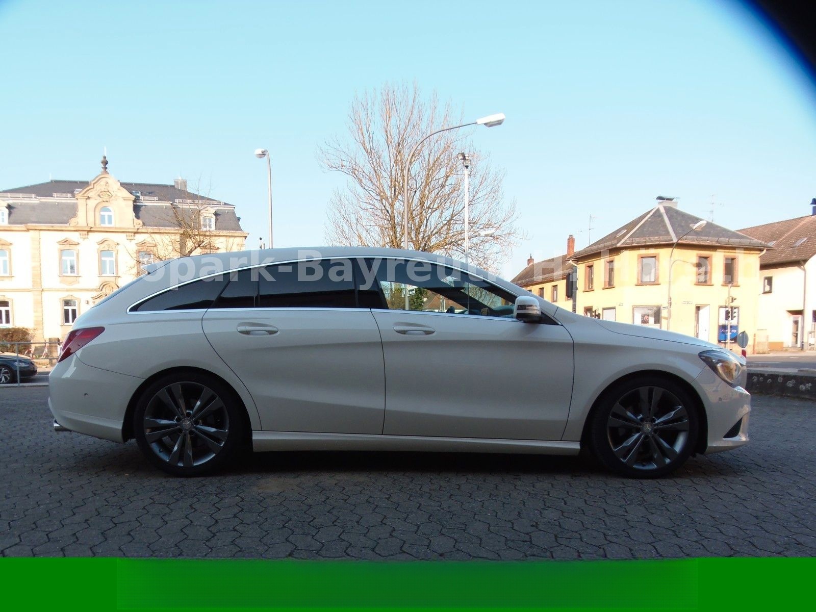 Mercedes-Benz CLA 200 SB BI XENON AHK NAVI PDC V+H SITZHZG foto 3