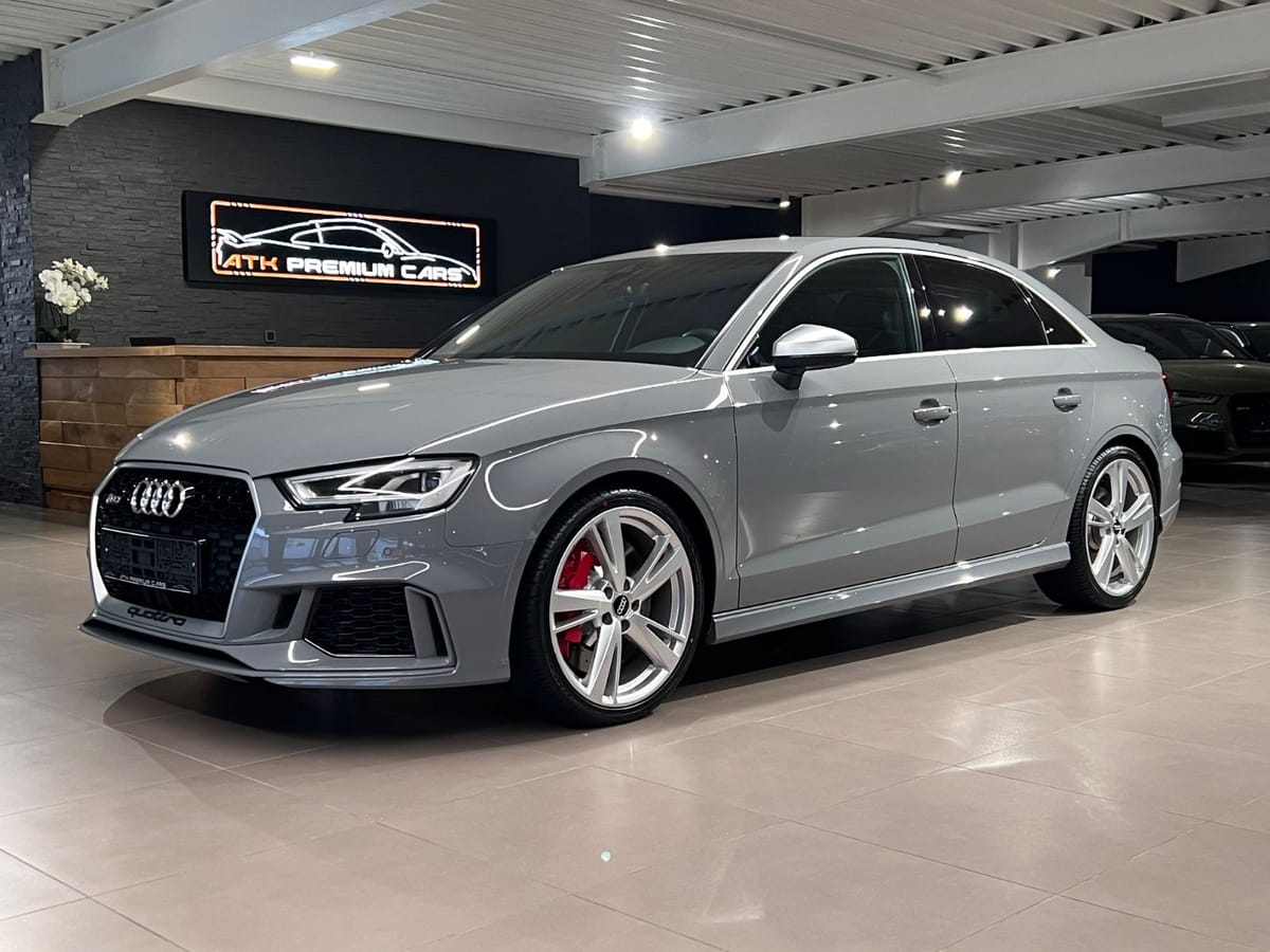 Audi RS3 2.5TFSI S tronic quattro NARDOGRAU o.OPF B&O