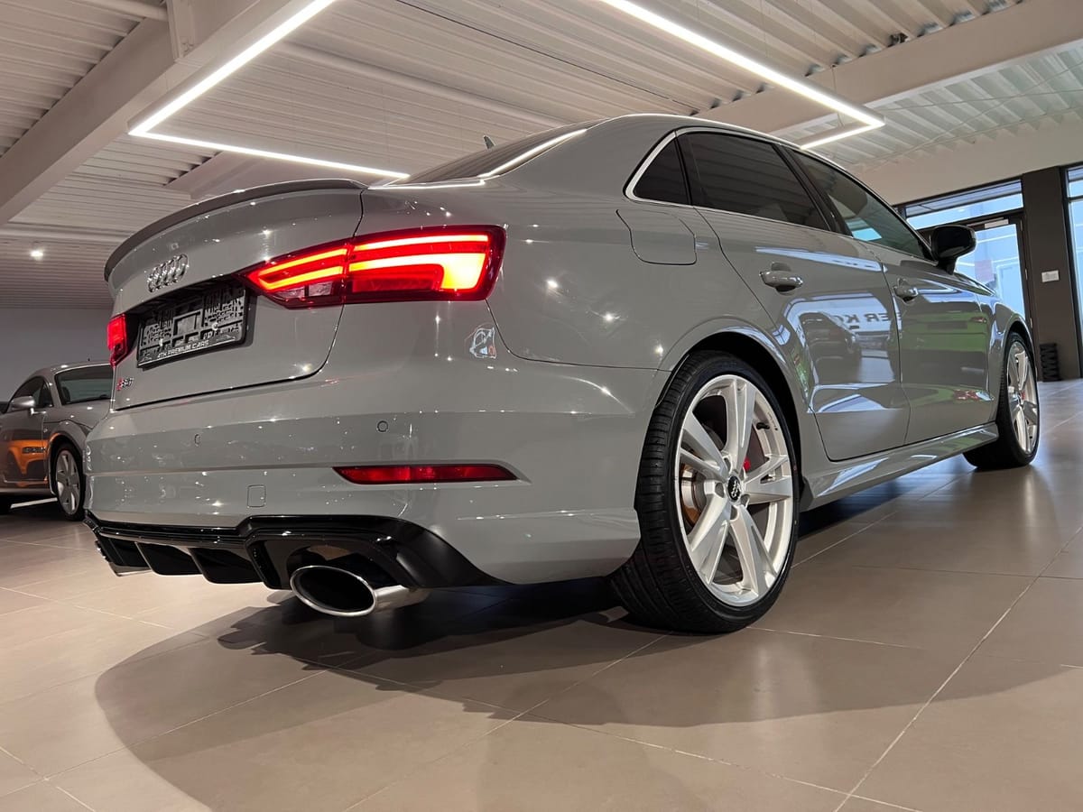 Audi RS3 2.5TFSI S tronic quattro NARDOGRAU o.OPF B&O foto 8