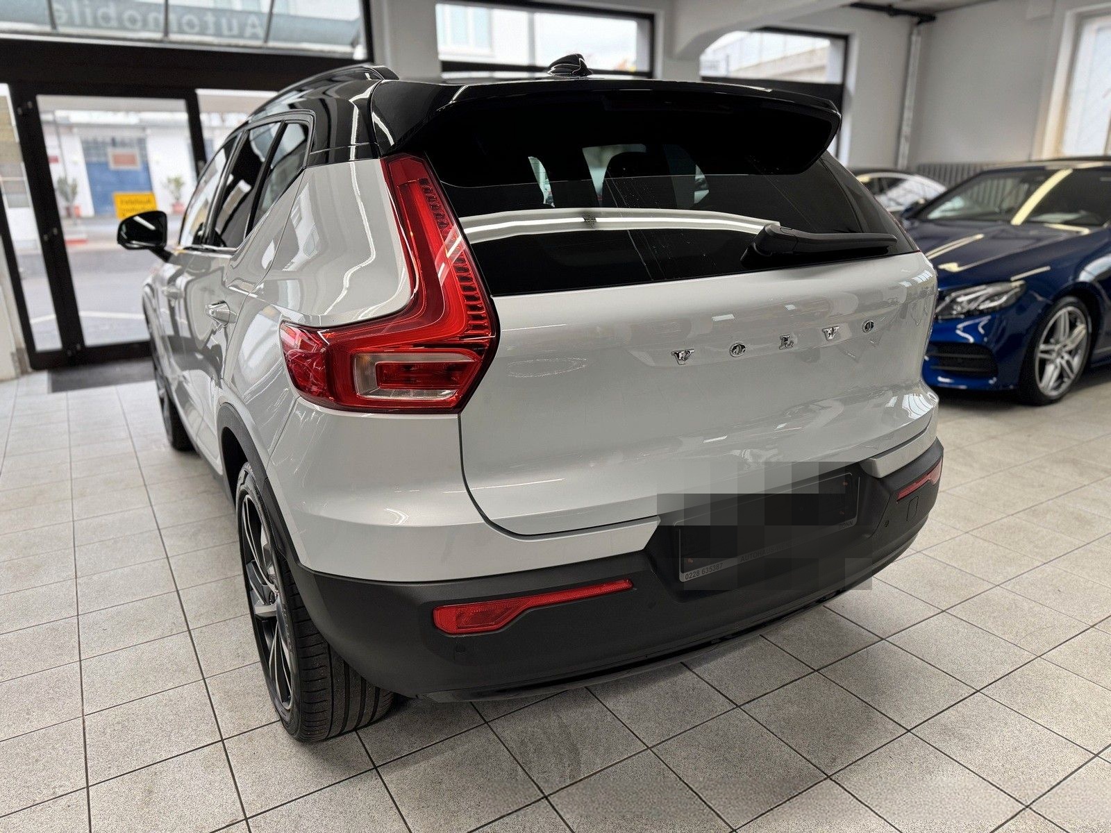 Volvo XC40 B4 B Aut. R-Design PANORAMA AHK ACC 360° foto 9